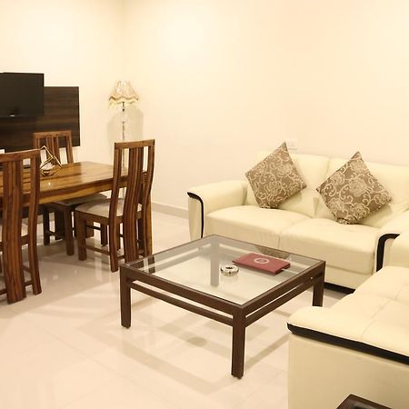 Rk Regency Hotel Bhopal Buitenkant foto